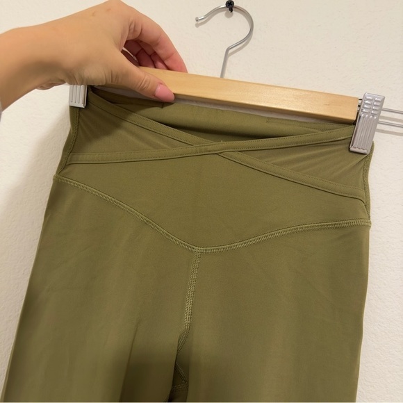 Lululemon Nulu Crisscross Mesh High-Rise Crop Leggings 23" Bronze Green Size 2 - Picture 6 of 12